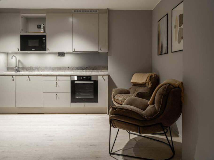 Mountain Retreat For 4 In Are Ski-In Ski-Out Apt- No Windows 외부 사진